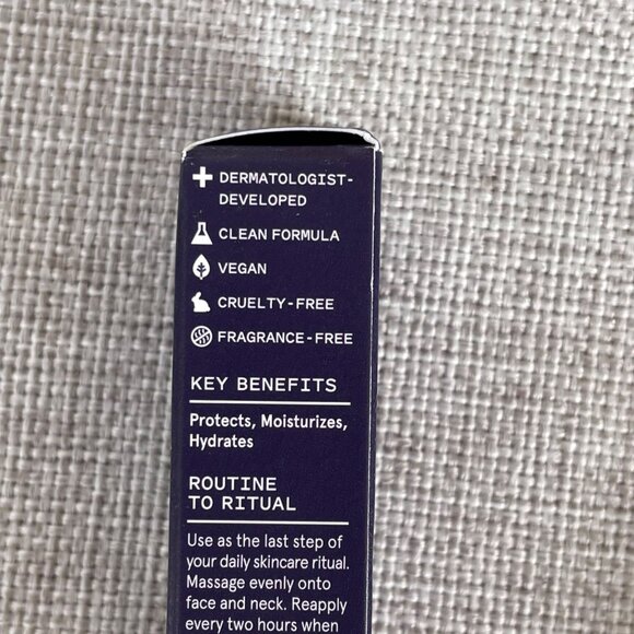 Keys Soulcare Protect Your Light Daily Moisturizer SPF 30 Sunscreen 0.17 fl oz - Picture 5 of 8
